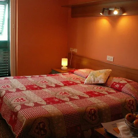 Hotell Caprile 2*