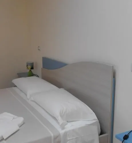 Caprile Otel Uscio