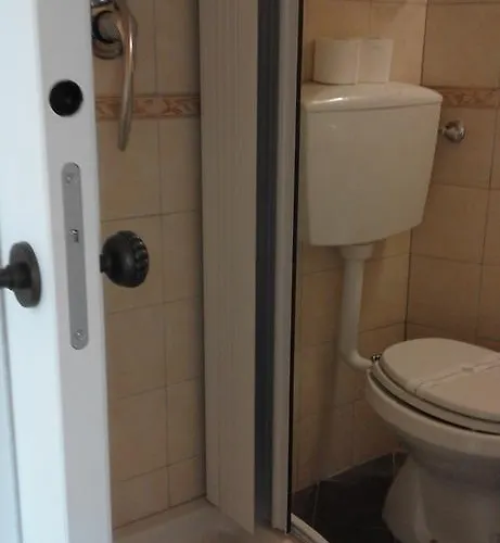 Caprile Otel Uscio